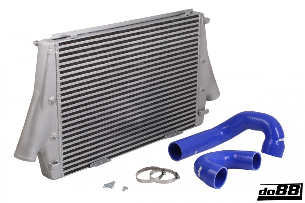 SAAB 9-3 2.0t 2003- Intercooler dans le groupe Adapté au modèle / Saab / 9-3, (2003-2012) chez do88 AB (ICM-110-I4-M-Br)