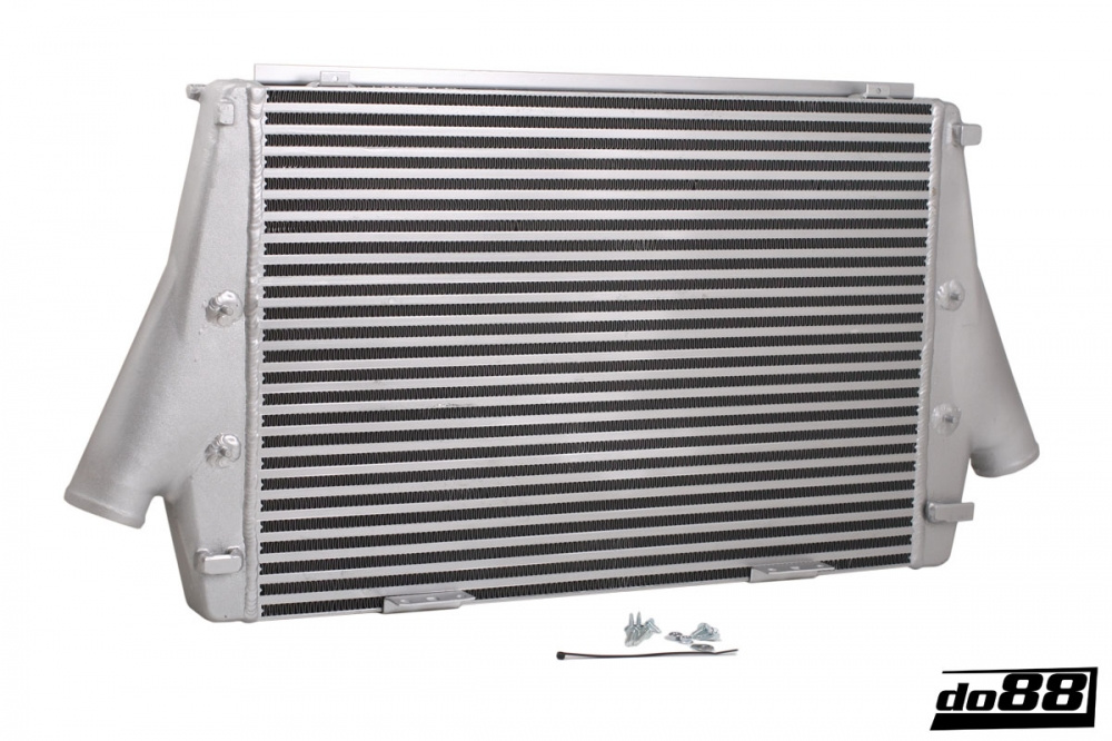 SAAB 9-3 2.8t V6 2006- Intercooler dans le groupe Adapté au modèle / Saab / 9-3, (2003-2012) chez do88 AB (ICM-110-V6)