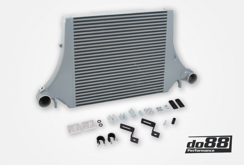 Volvo V70 XC70 S80 2008-16 Performance Intercooler dans le groupe Adapté au modèle / Volvo / V70 S80 XC70, P3 (2008-2016) chez do88 AB (ICM-220-V70)