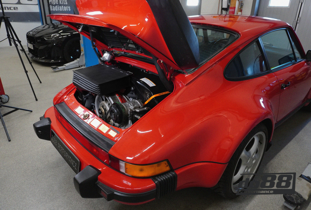 do88 Performance Intercooler Long-Neck, Porsche 911 Turbo (930) do88 Performance Intercooler Long-Neck, Porsche 911 Turbo (930)