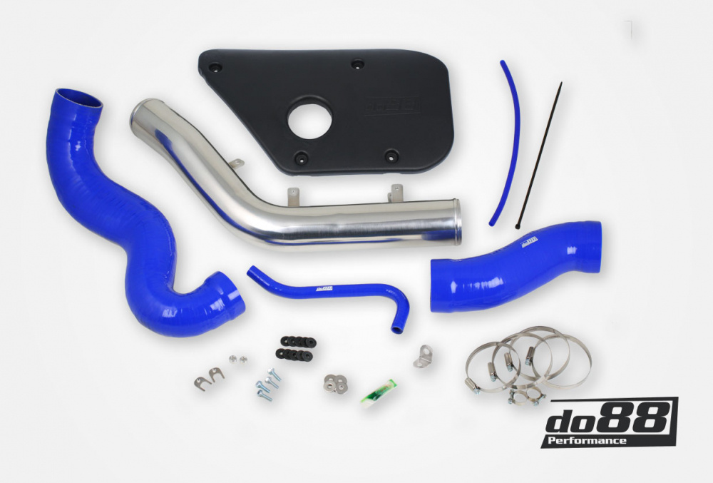 Volvo S60 V60 V70 T6 Tube dadmission, Couvre plastique dans le groupe Adapté au modèle / Volvo / V70 S80 XC70, P3 (2008-2016) chez do88 AB (IR-120-PE-Variant)