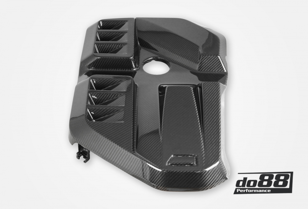 Cache moteur carbone, BMW M2 M3 M4 G80 G82 G87 (S58) dans le groupe Adapté au modèle / BMW / G80 G87, S58 (M2 M3 M4) chez do88 AB (MK-160)