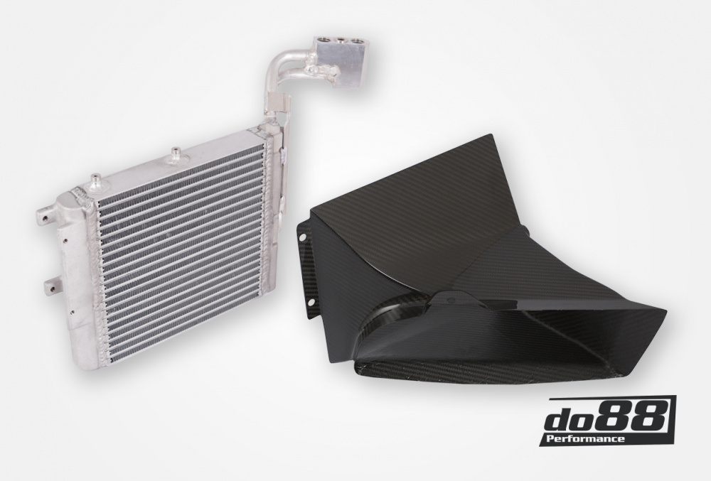 BMW M3 E90 E92 DKG-/DCT-radiateur d´huile Racing dans le groupe Adapté au modèle / BMW / E90, S65 (M3) chez do88 AB (OC-110)