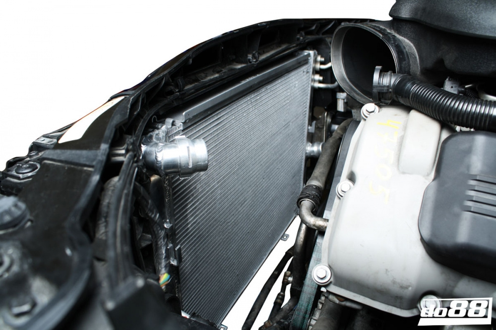 BMW M3 E90 E92 Radiateur de moteur Aluminium BMW M3 E90 E92 Radiateur de moteur Aluminium