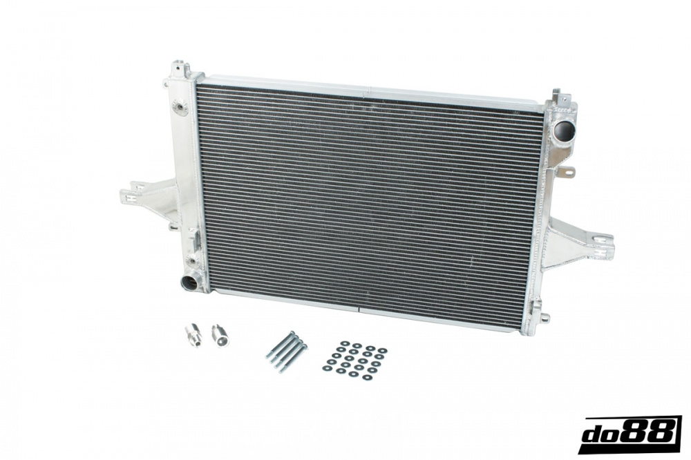 Volvo S60 R V70 R S80 Automatique 99-08 Radiateur de moteur dans le groupe Adapté au modèle / Volvo / Diesel motorer / S60 S80 V60 V70 XC60 XC70 XC90, P2 (2005-2009) chez do88 AB (WC-210-Aut)